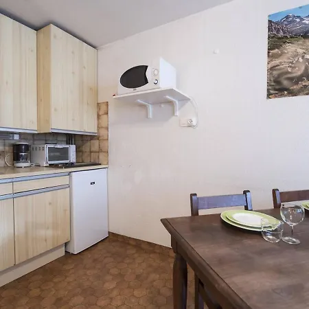 Apartment 4 Pers. Avec Parking Proche Centre Et Telepherique - Fr-1-296-170 *